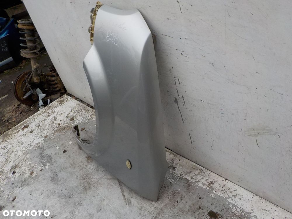 828 NISSAN CUBE II Z11 BŁOTNIK LEWY PRZÓD PRZEDNI - 7