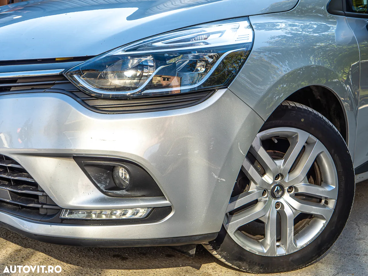 Renault Clio - 27