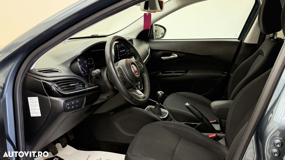 Fiat Tipo - 12