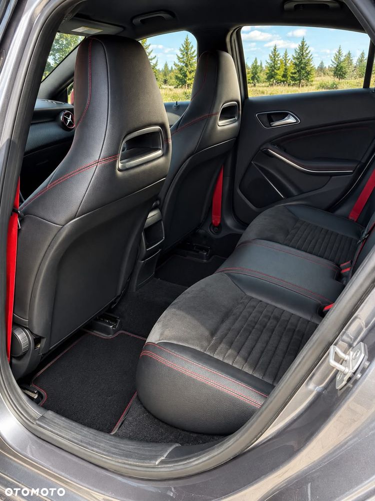 Mercedes-Benz Klasa A 250 4-Matic Sport - 8