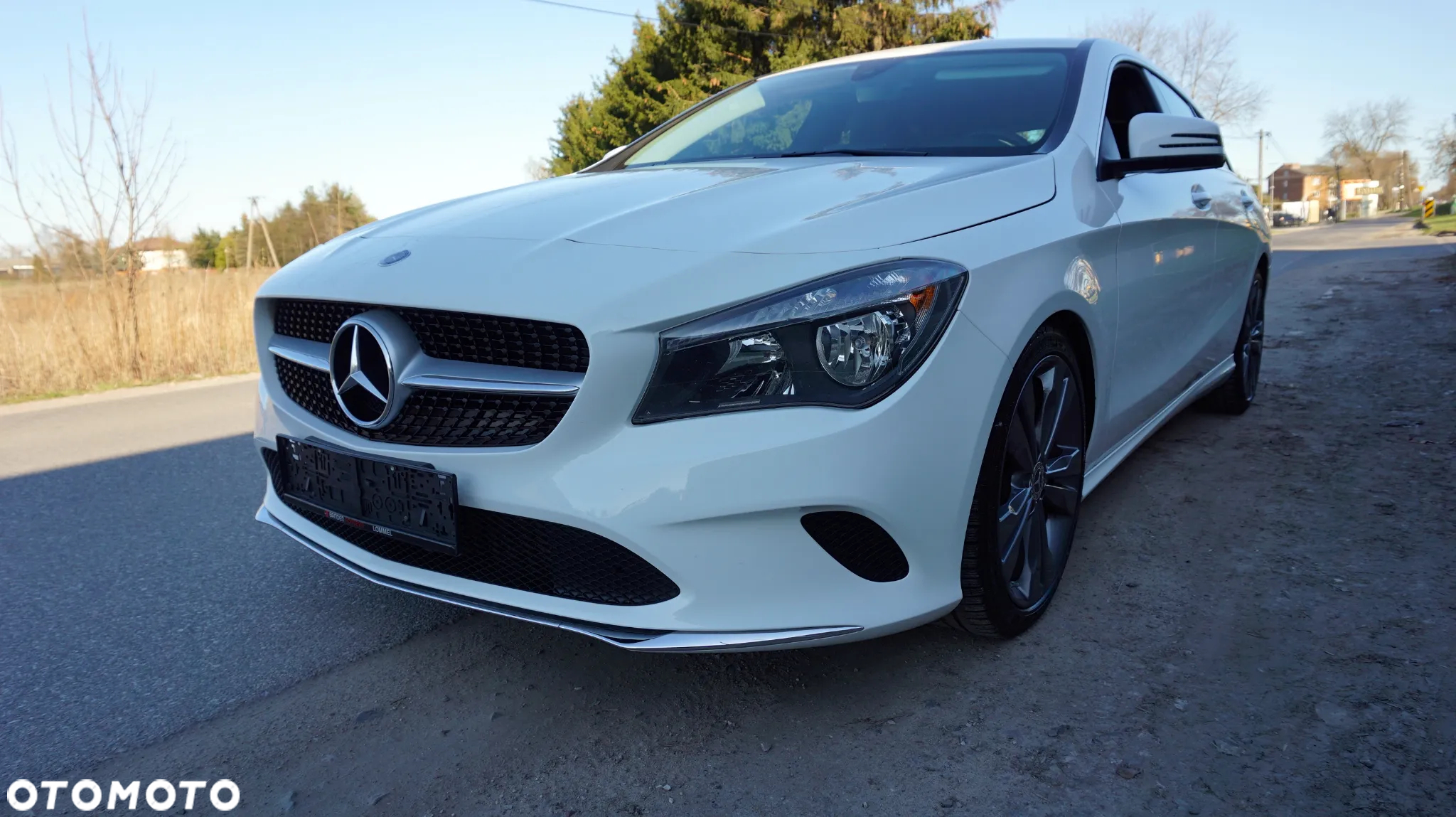Mercedes-Benz CLA 180 d 7G-DCT - 14