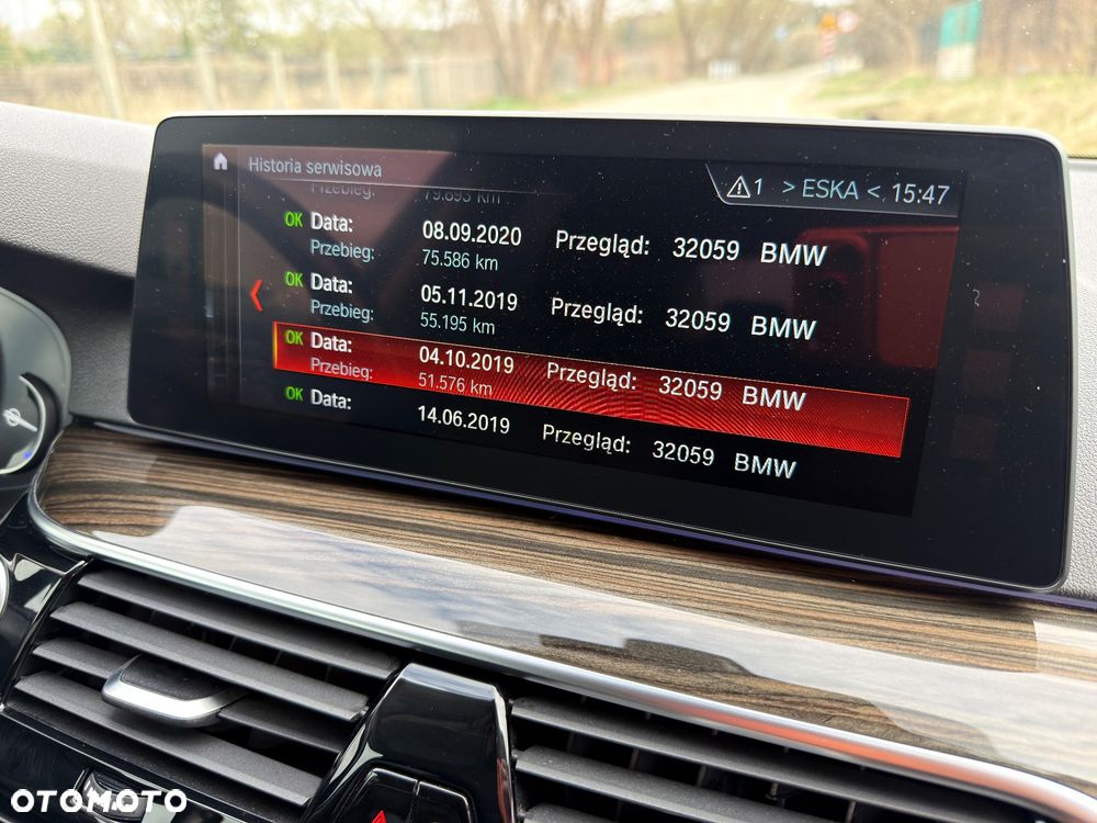 BMW Seria 5 530d xDrive Luxury Line - 33