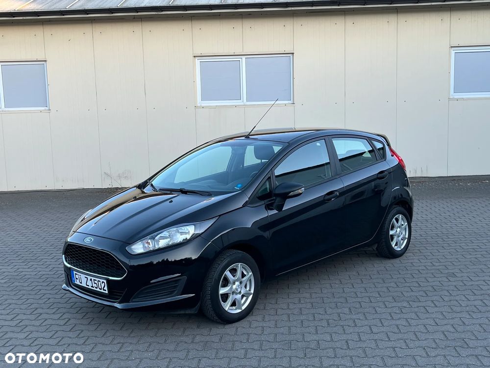Ford Fiesta 1.25 Ghia - 22