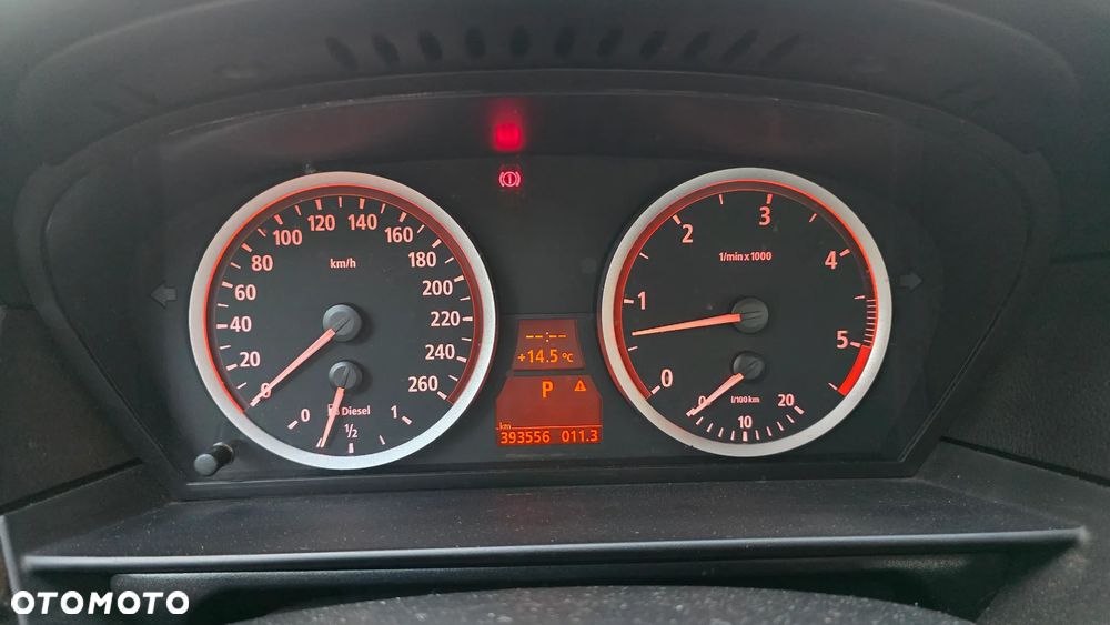 BMW Seria 5 525d - 11