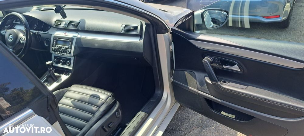 Volkswagen Passat CC - 11