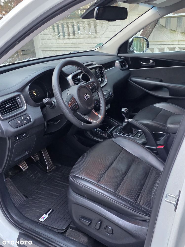 Kia Sorento - 27