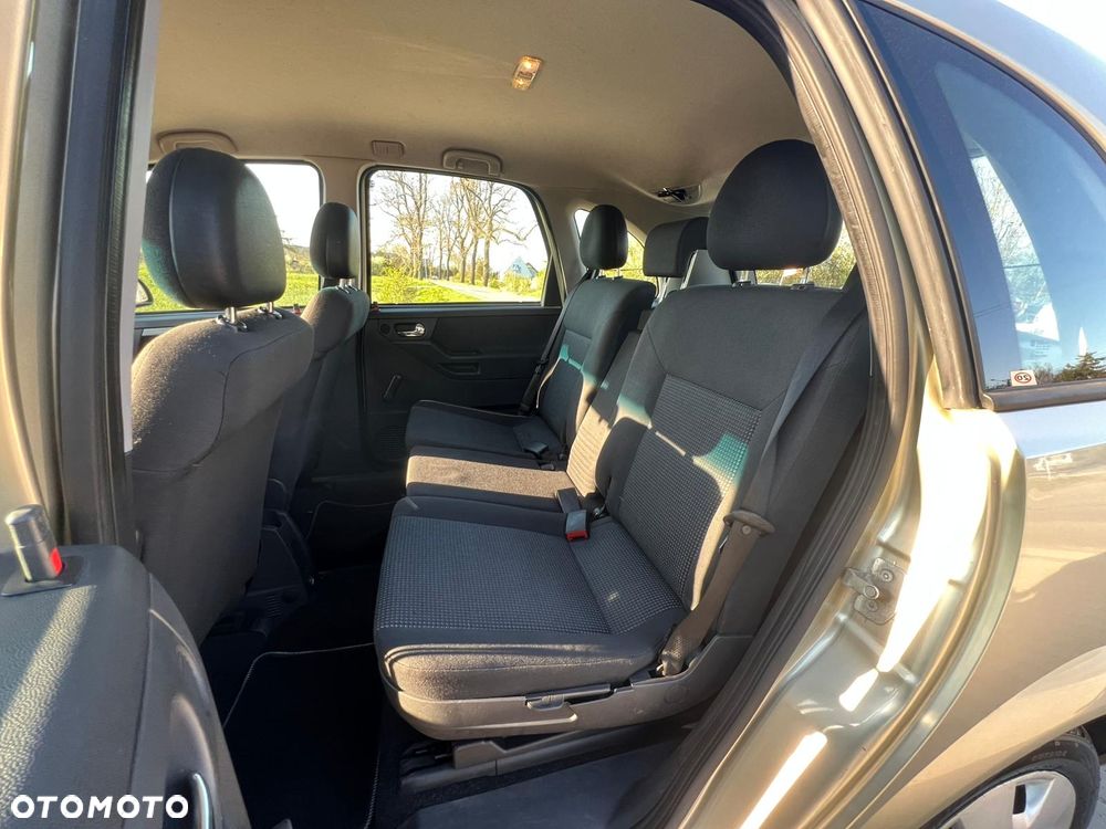 Opel Meriva 1.8 16V Cosmo Easytronic - 13