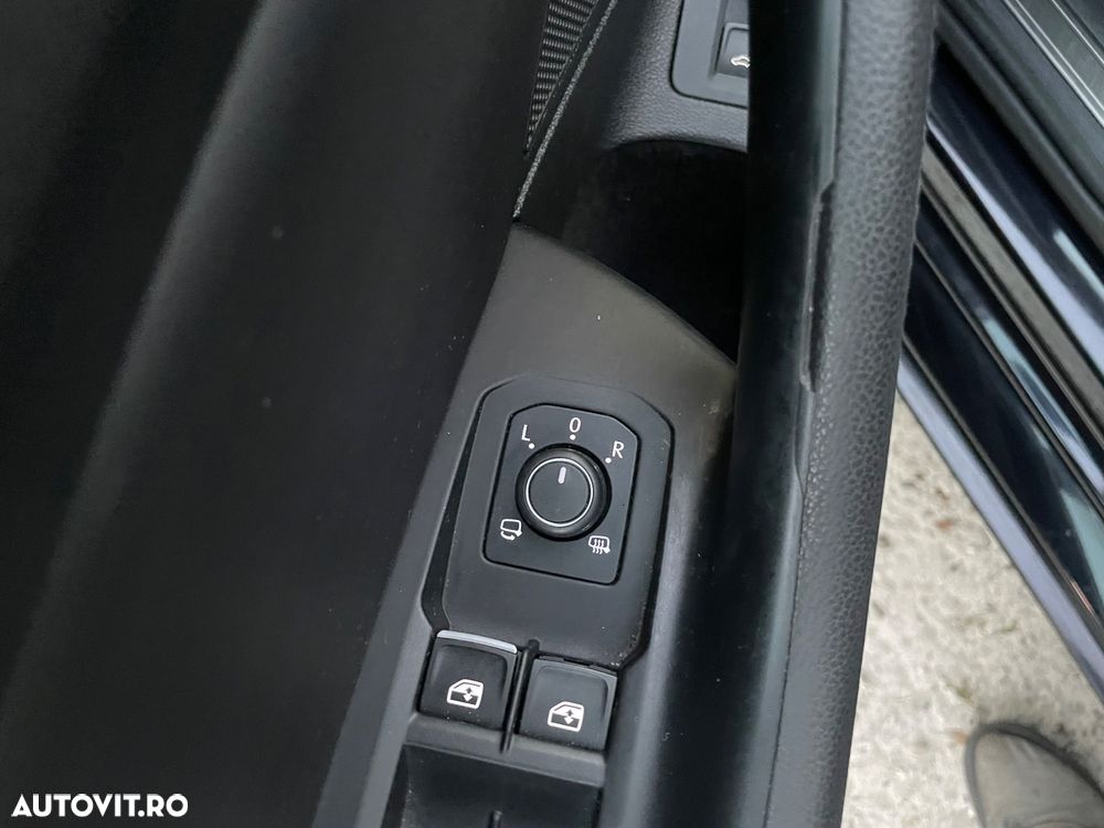 Volkswagen Passat - 23