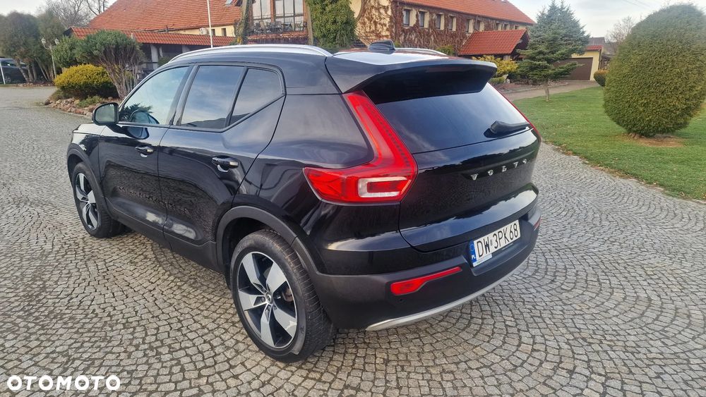 Volvo XC 40 D4 AWD Momentum - 5