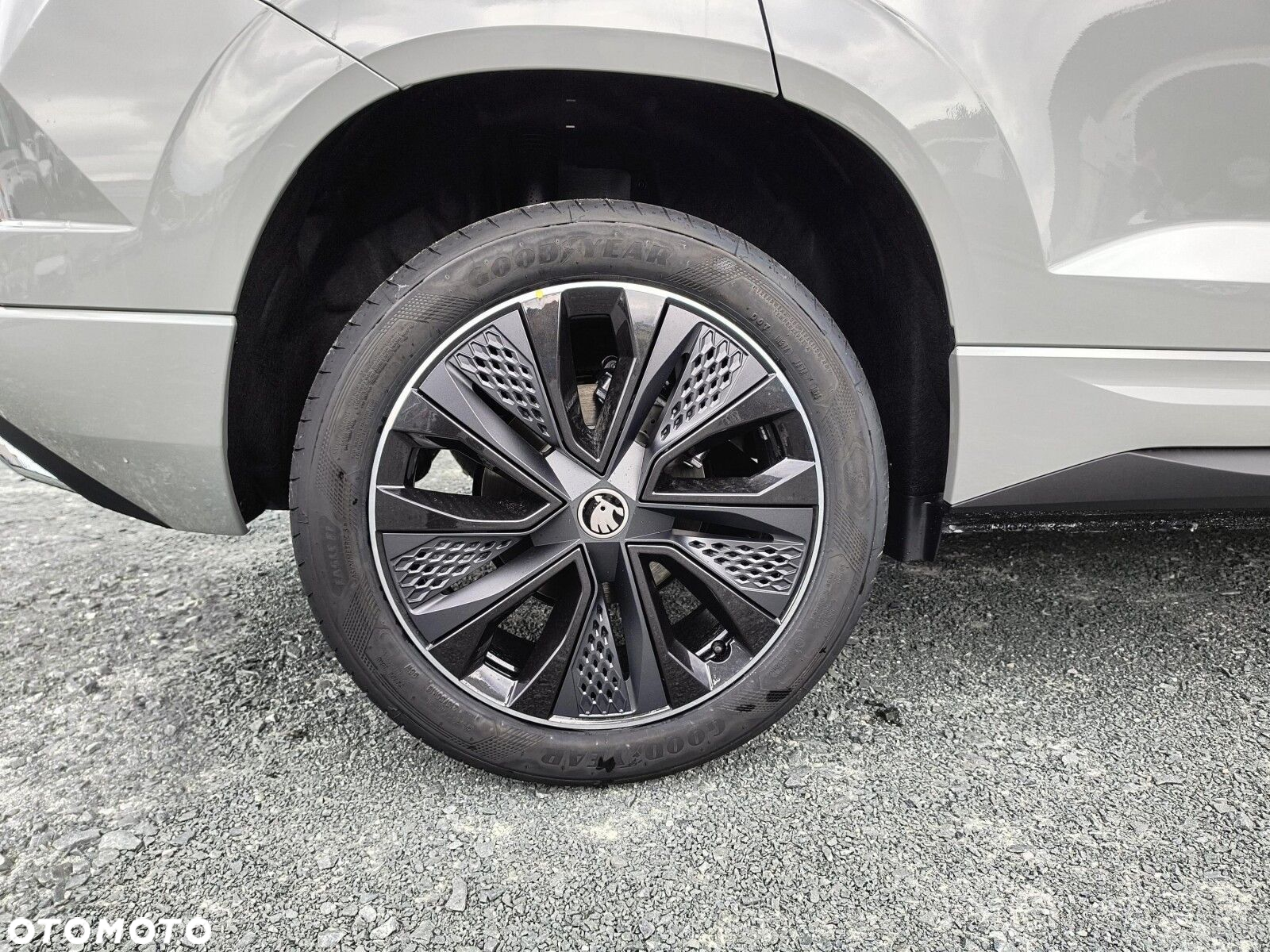 Skoda Karoq 1.5 TSI ACT Sportline DSG - 18