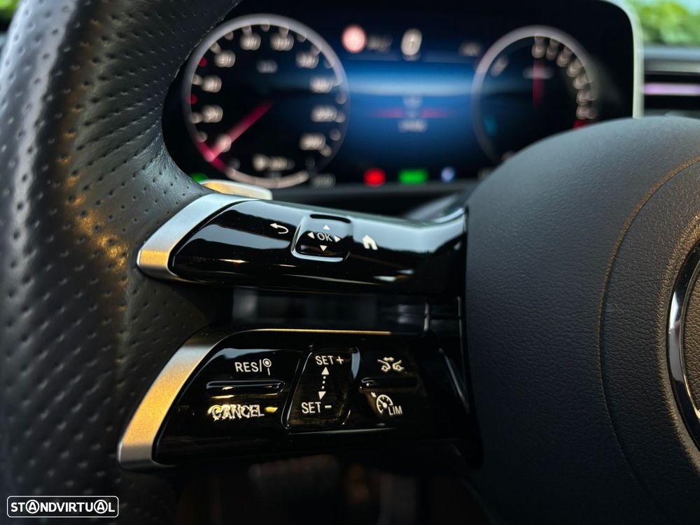 Mercedes-Benz E 300 e Station 9G-TRONIC AMG Line - 11