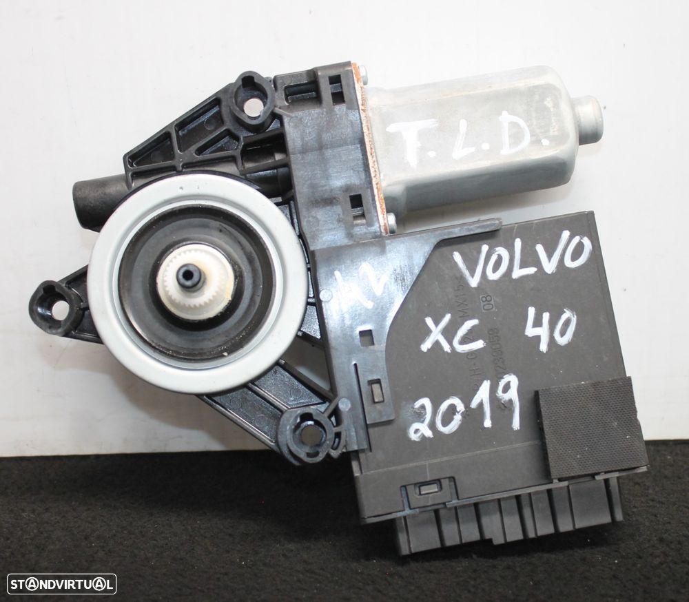 MOTOR ELEVATÓRIO DO VIDRO TRASEIRO DIREITO VOLVO XC40 - 2