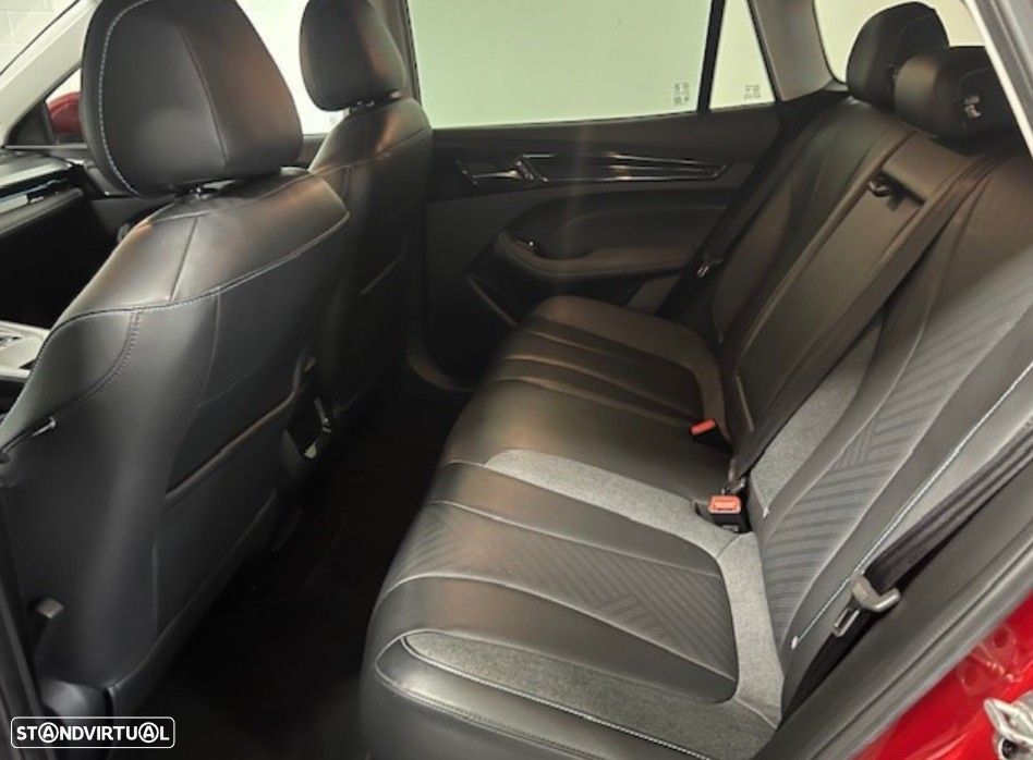 MG MG5 61 kWh Luxury - 13