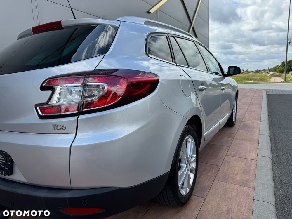 Renault Megane ENERGY TCe 130 BOSE EDITION - 14