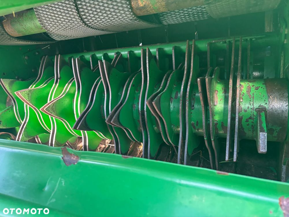 John Deere 2012 JOHN DEERE 864P - 7