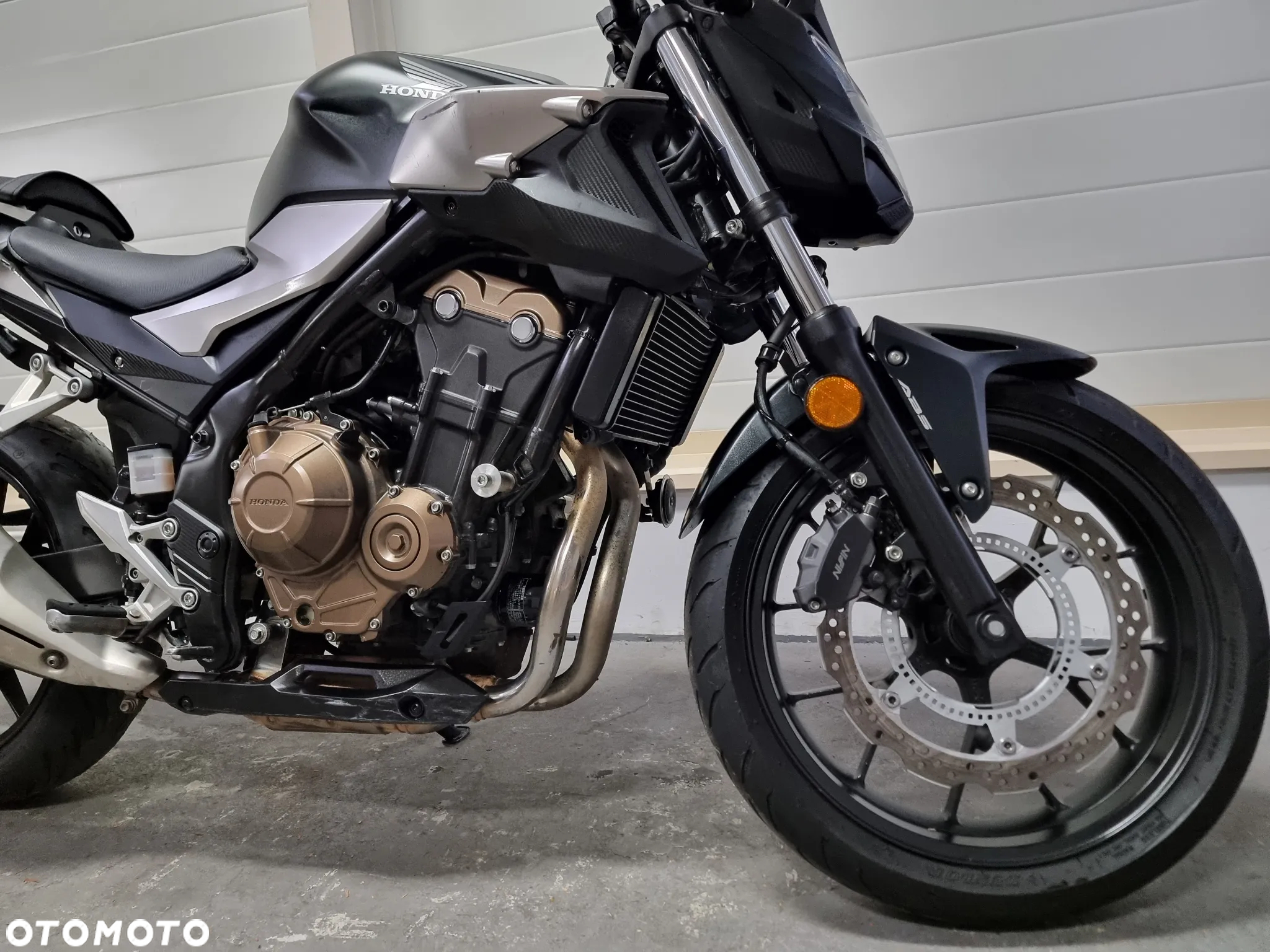 Honda CB - 9