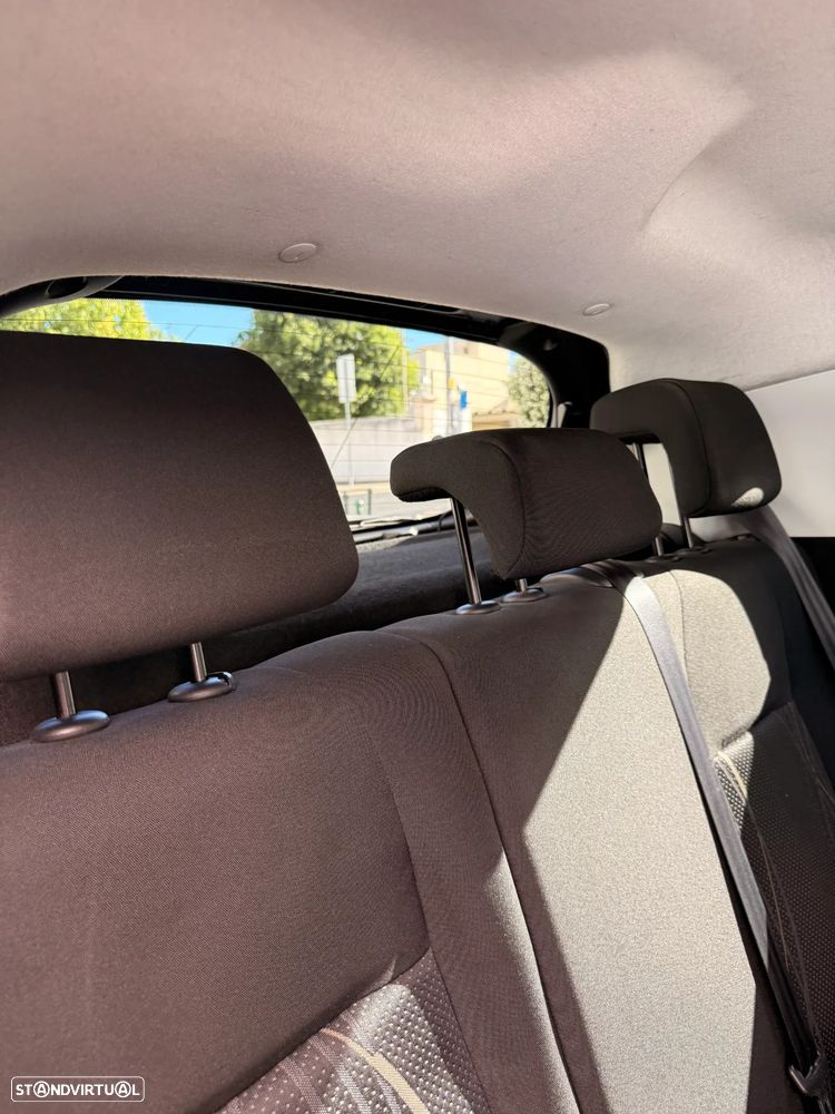 Peugeot 208 1.4 HDi - 10