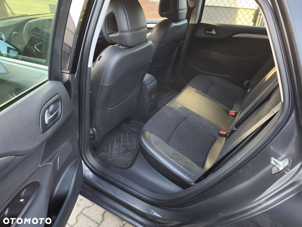 Citroën C4 PureTech 130 Stop & Start EAT6 Shine - 7
