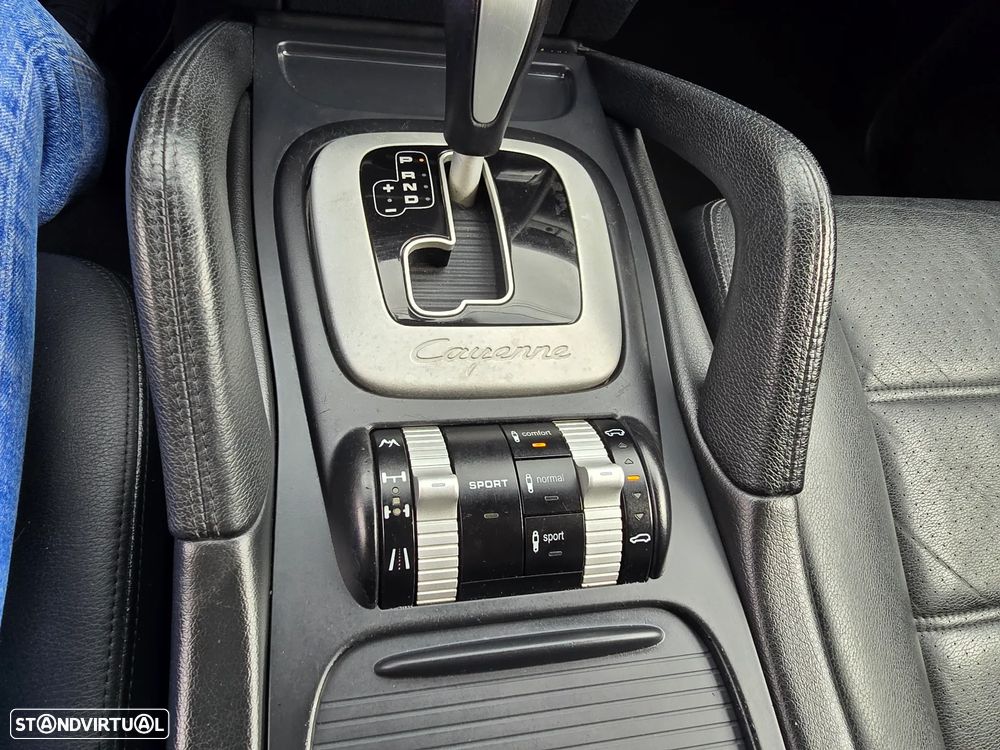 Porsche Cayenne Tiptronic S - 20