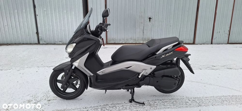 Yamaha X-max - 4