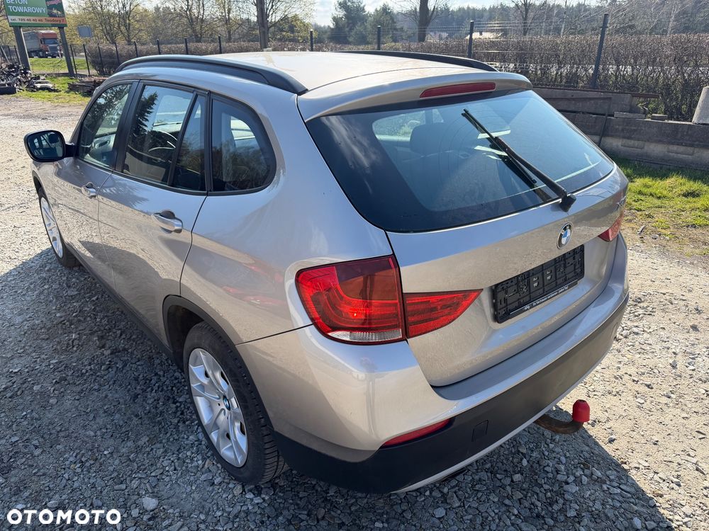 BMW X1 sDrive18d Sport Line - 9