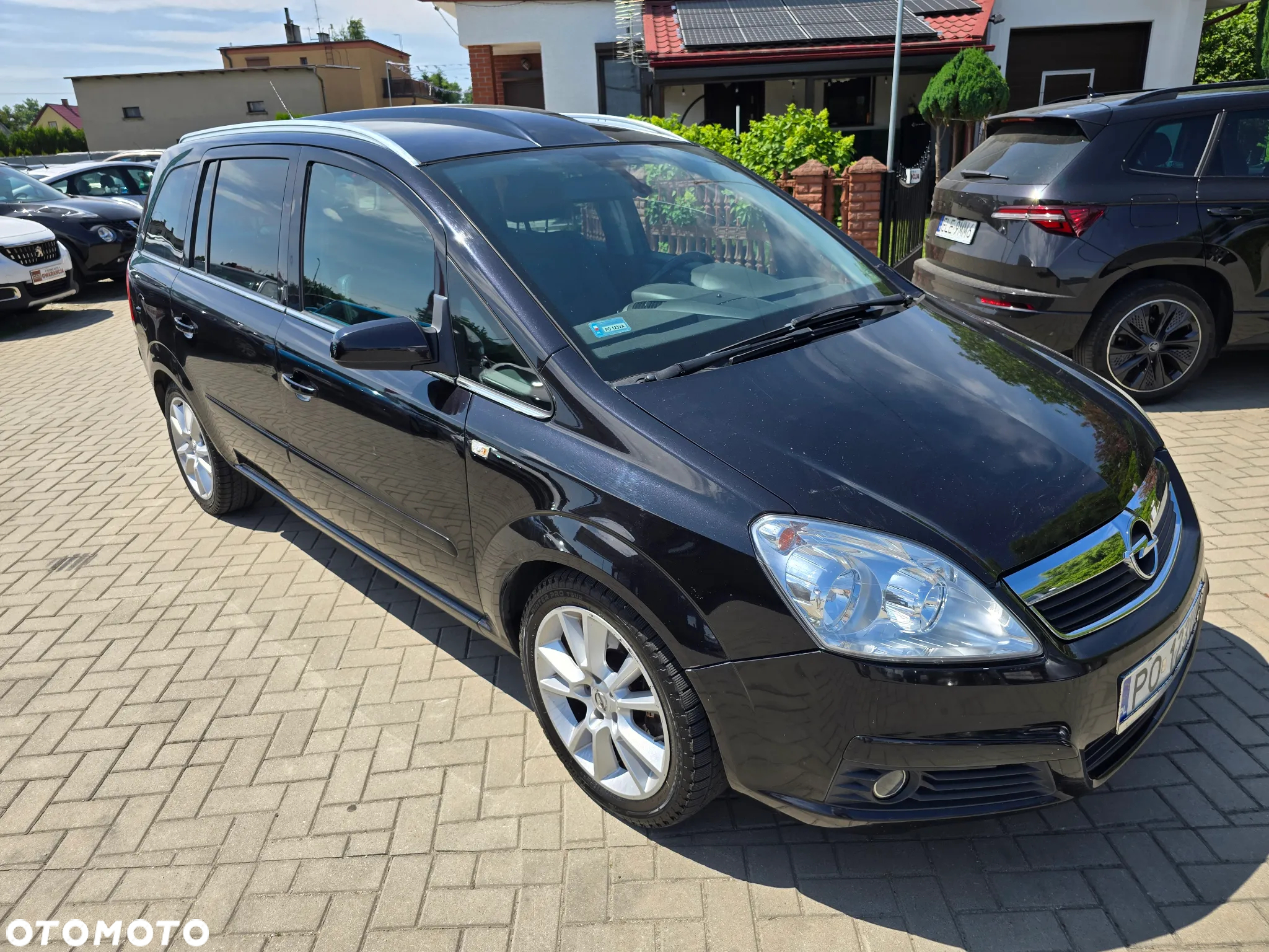 Opel Zafira - 2