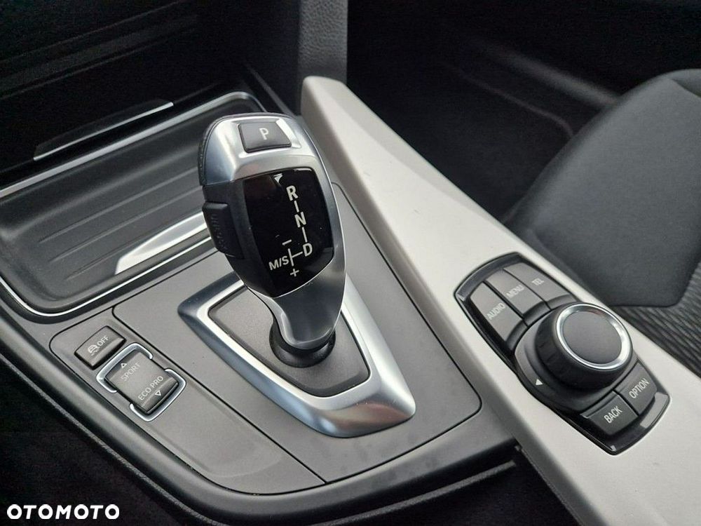 BMW Seria 3 320d Efficient Dynamic Edition - 11