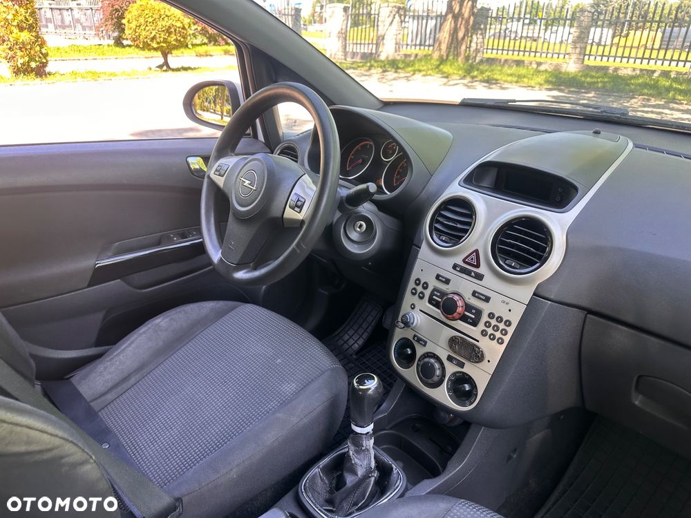 Opel Corsa - 19