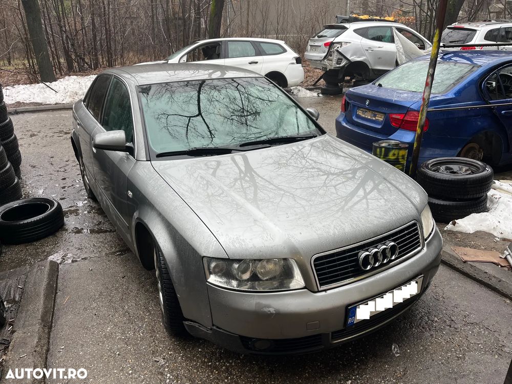 Dezmembrez Audi A4 B6 berlina gri 2.0 benzina 2002 - 6