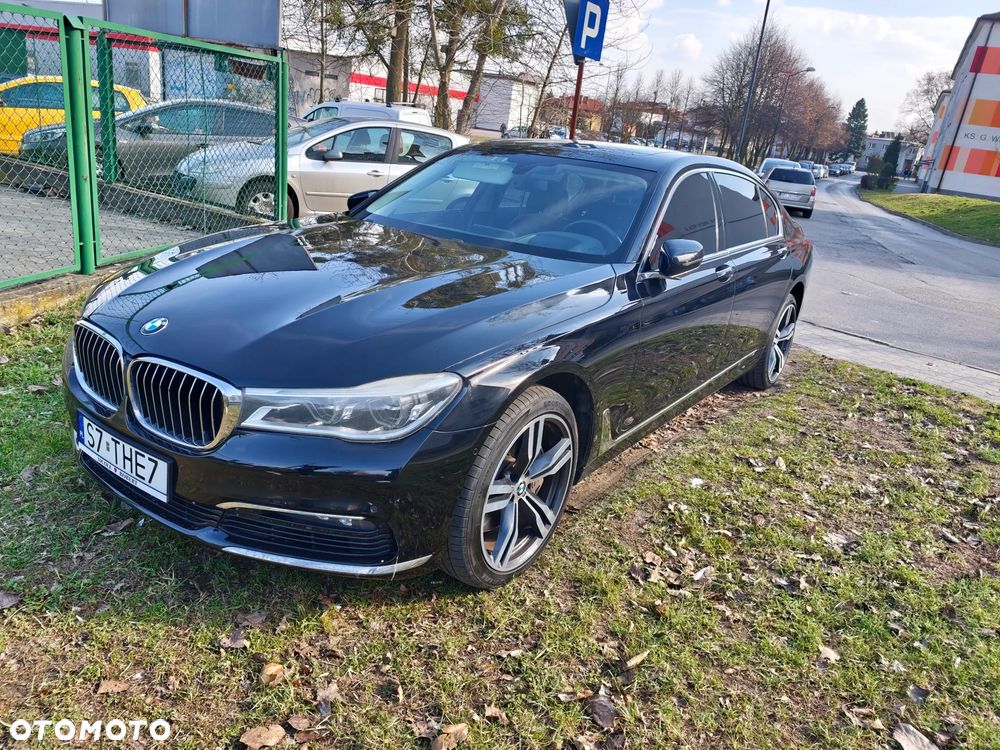 BMW Seria 7 750Li xDrive - 5