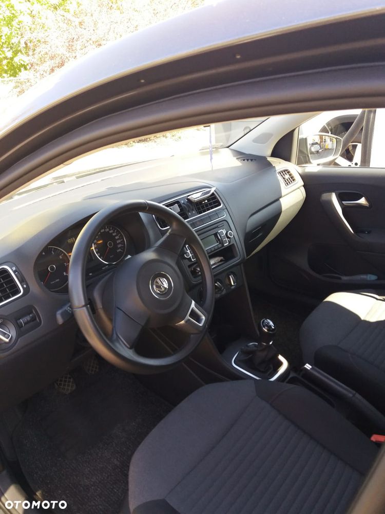 Volkswagen Polo 1.4 16V Comfortline - 6