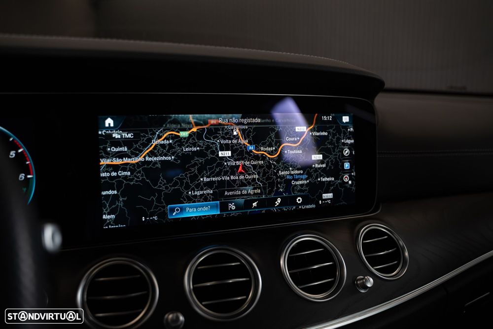 Mercedes-Benz E 300 de 4Matic T 9G-TRONIC - 29
