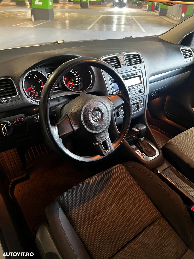 Volkswagen Golf - 9