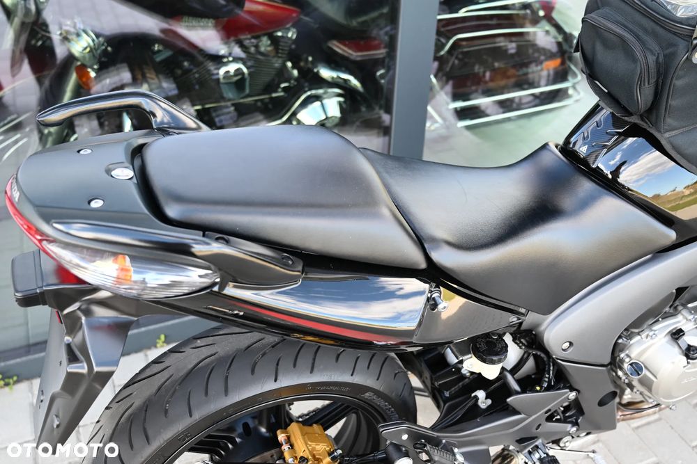 Honda CBF - 37