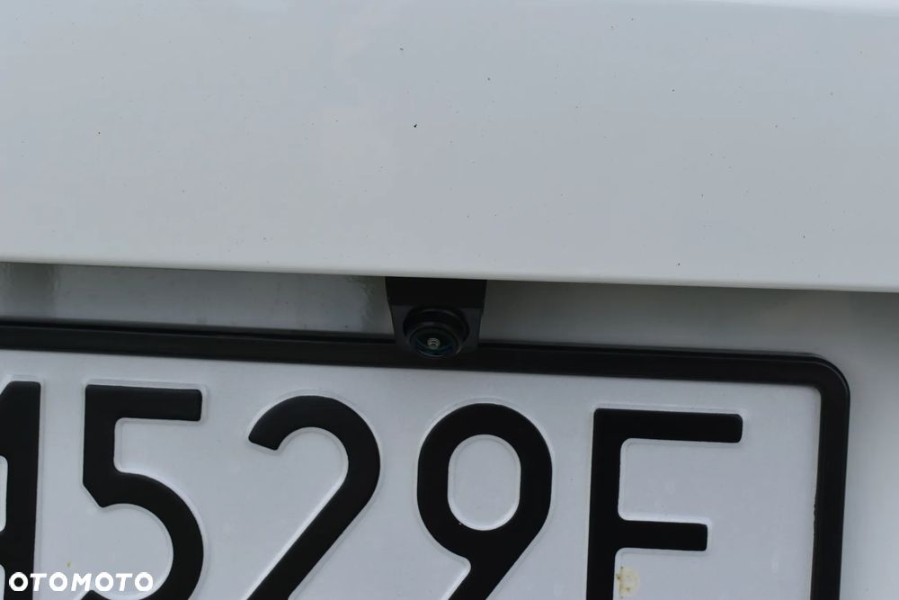 Volvo V90 D4 Momentum Pro - 36