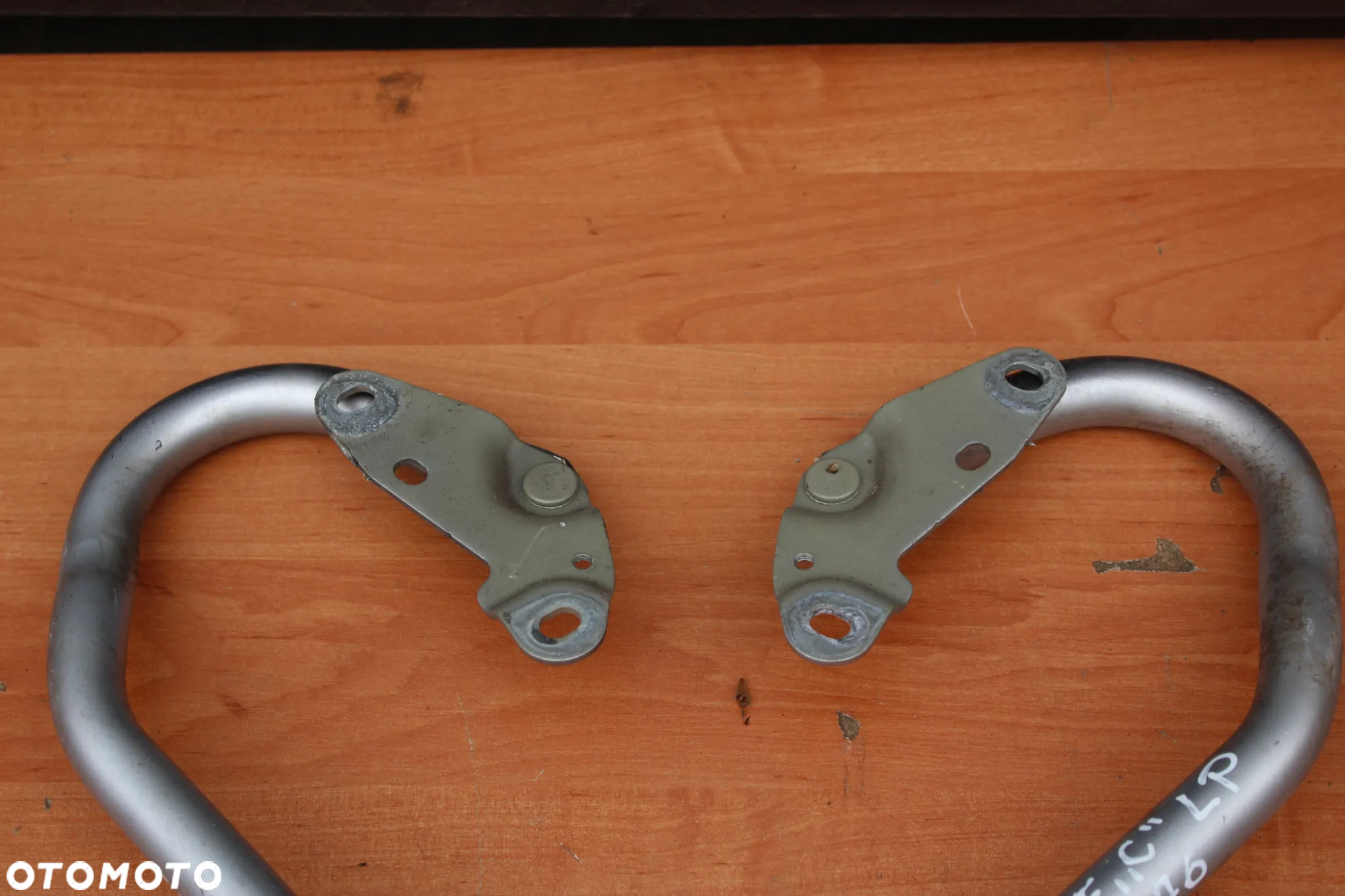 ZAWIASY MASKI LEWY PRAWY OPEL ZAFIRA C Z176 13283108 13283109 - 2