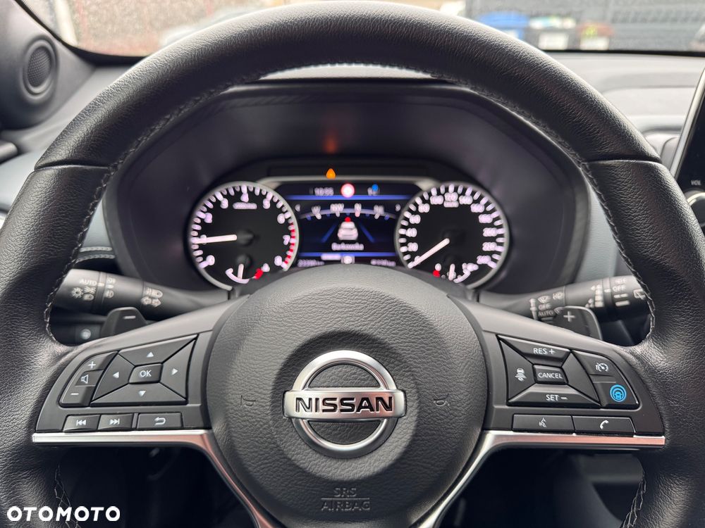 Nissan Juke 1.0 DIG-T N-Connecta DCT - 28