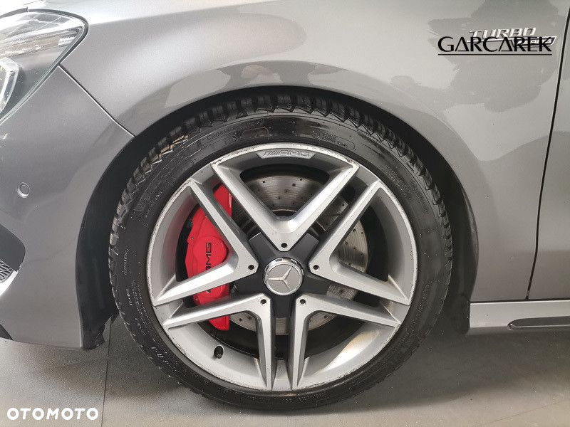 Mercedes-Benz CLA 45 AMG 4-Matic - 12