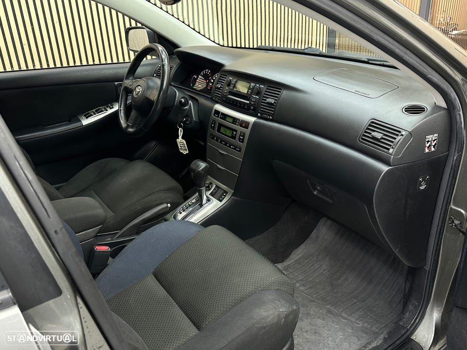 Toyota Corolla 1.6 VVT-i Auto Edition - 13
