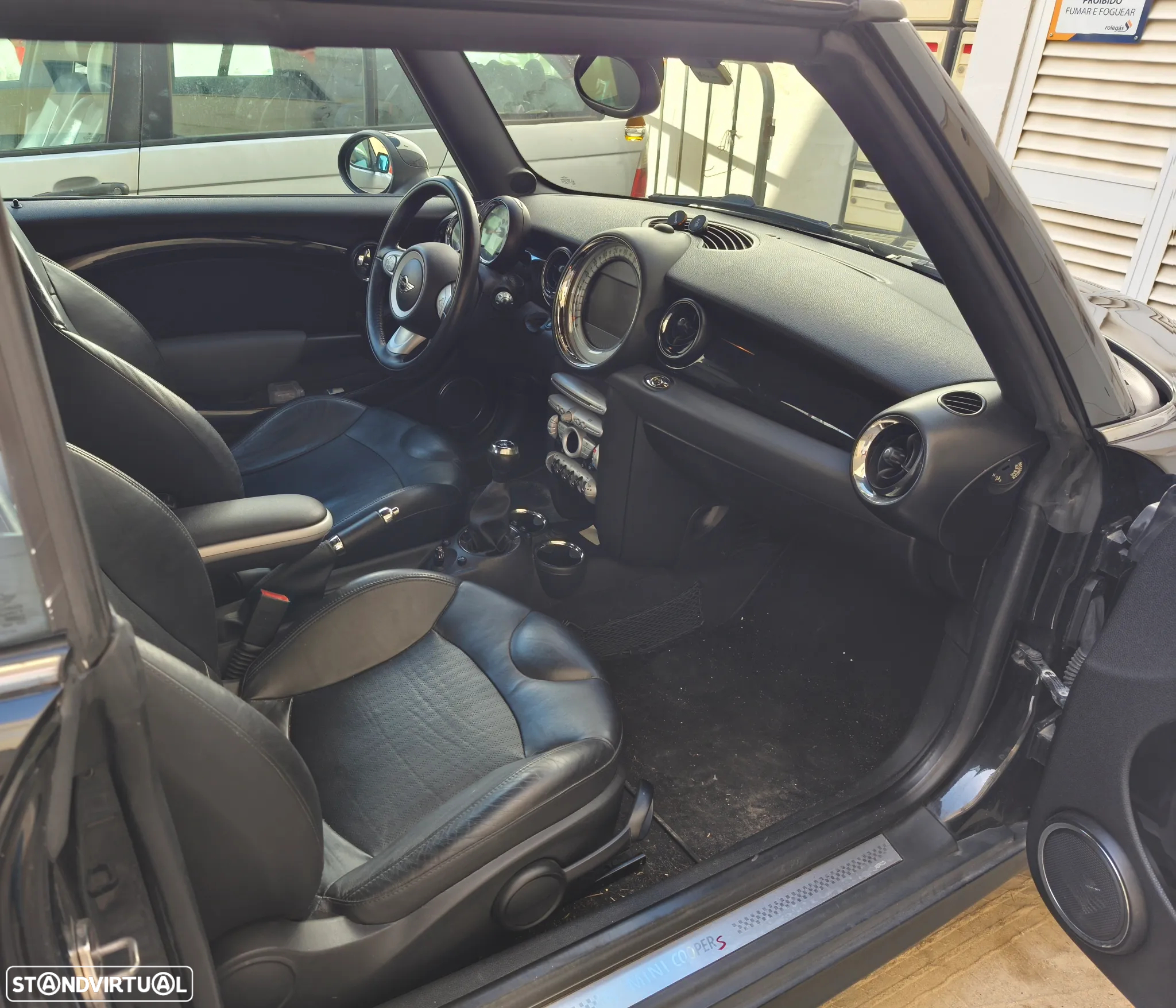 MINI Cabrio Cooper S - 11