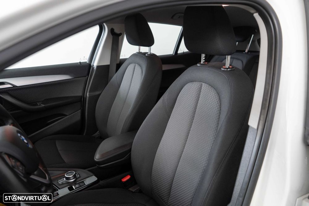 BMW X2 25 e xDrive Advantage - 10