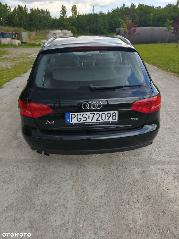 Audi A4 Avant - 9
