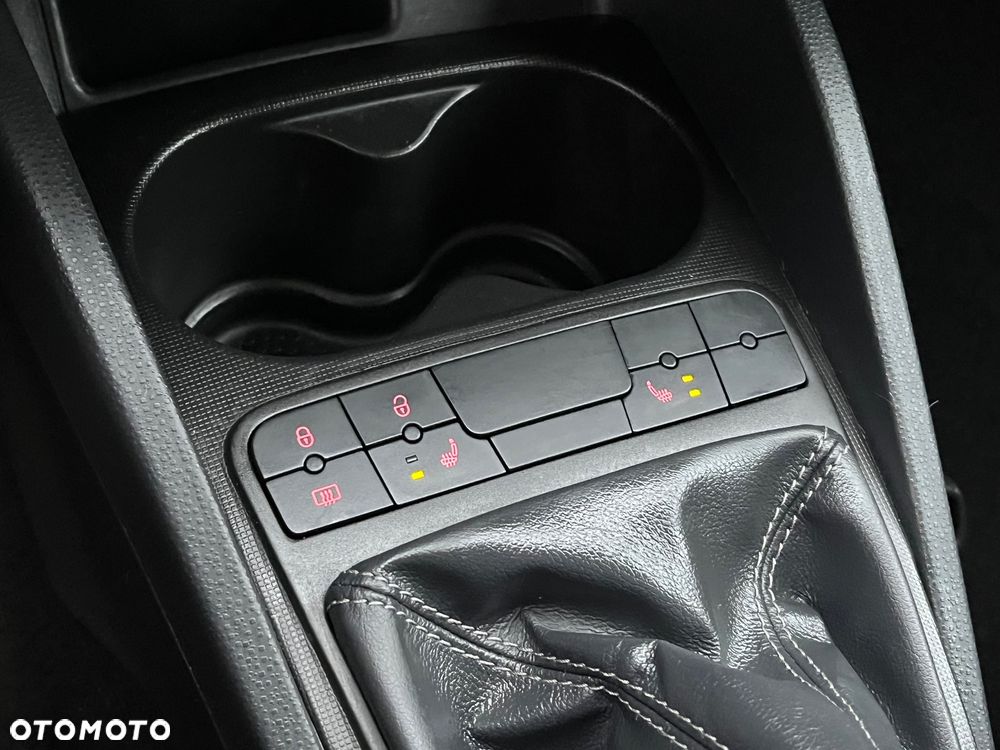 Seat Ibiza 1.4 16V Style Salsa - 22