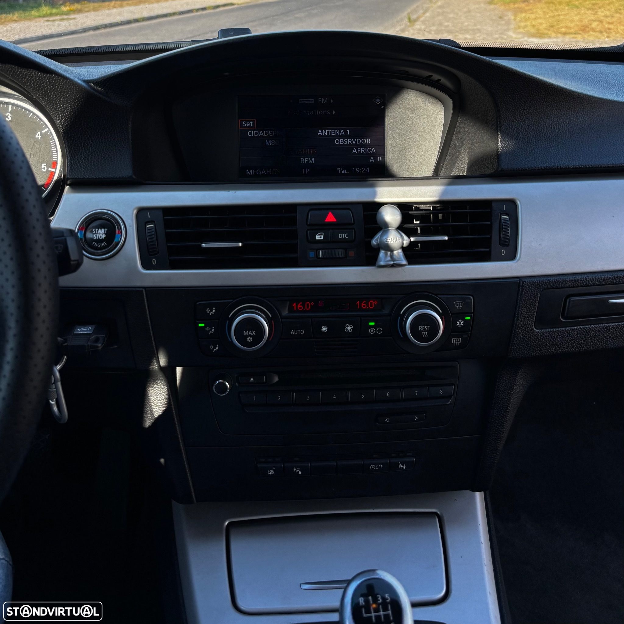 BMW 320 d Touring - 4