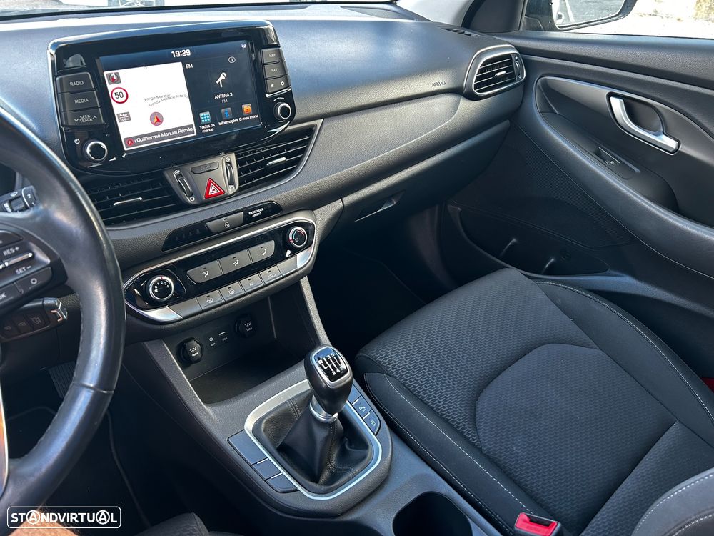 Hyundai i30 1.6 CRDI STyle - 11