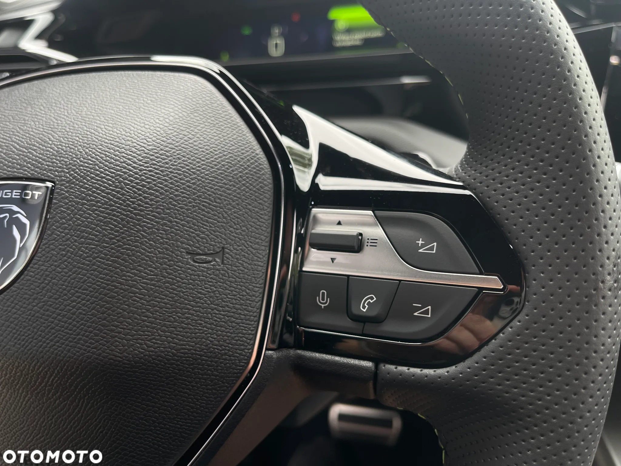 Peugeot 408 1.2 PureTech mHEV GT S&S e-DSC6 - 13