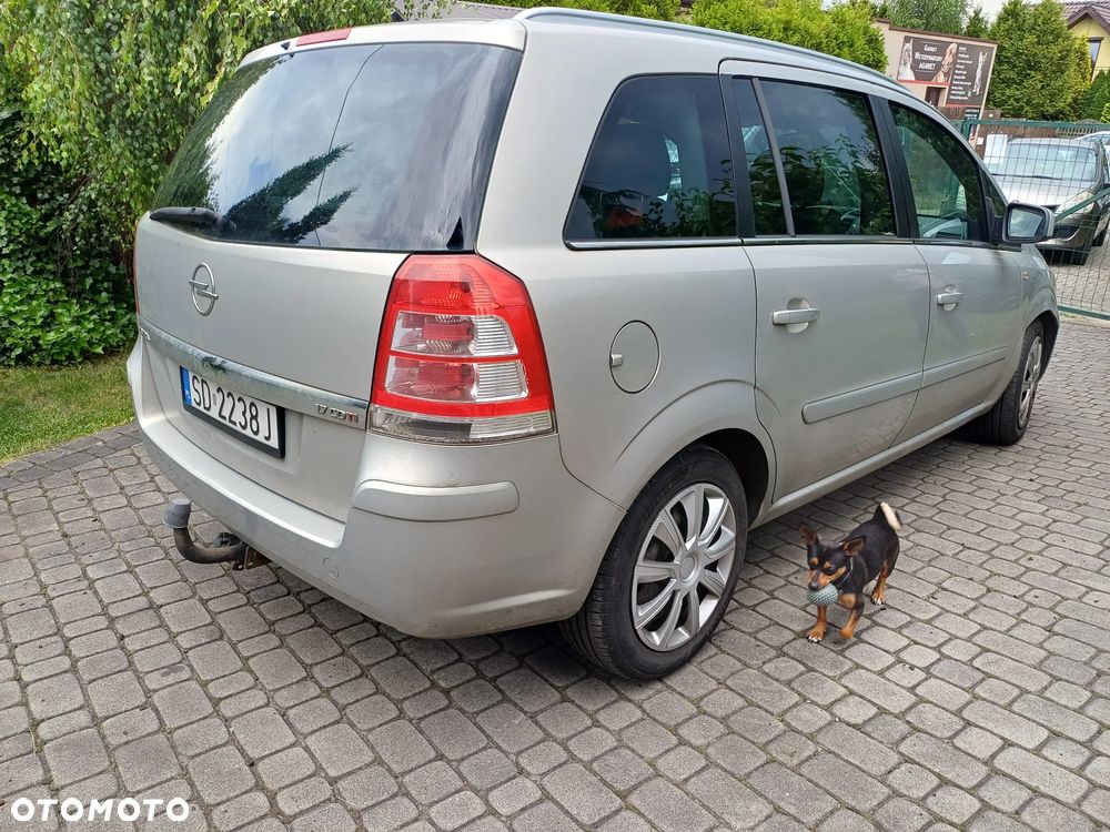 Opel Zafira 1.7 CDTI Cosmo - 4