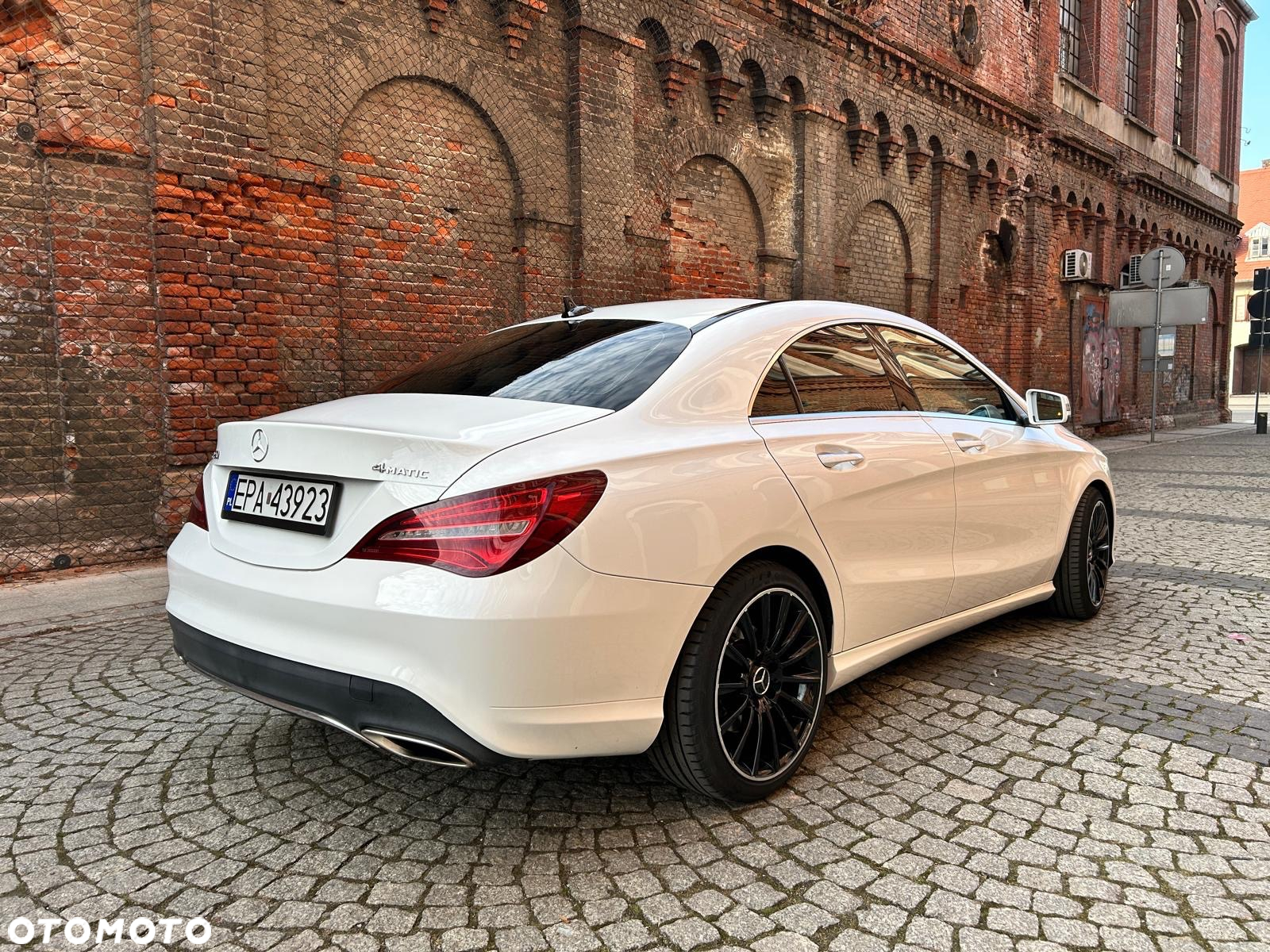 Mercedes-Benz CLA 250 4-Matic - 11
