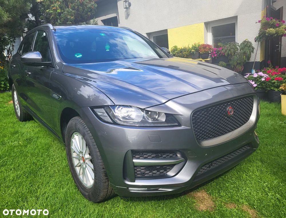 Jaguar F-Pace 2017 photo 3