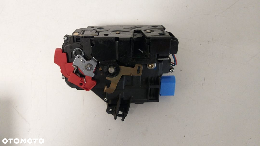 VW SKODA SEAT ZAMEK PRZÓD PRAWY PRZEDNI 3D1837016AC - 2